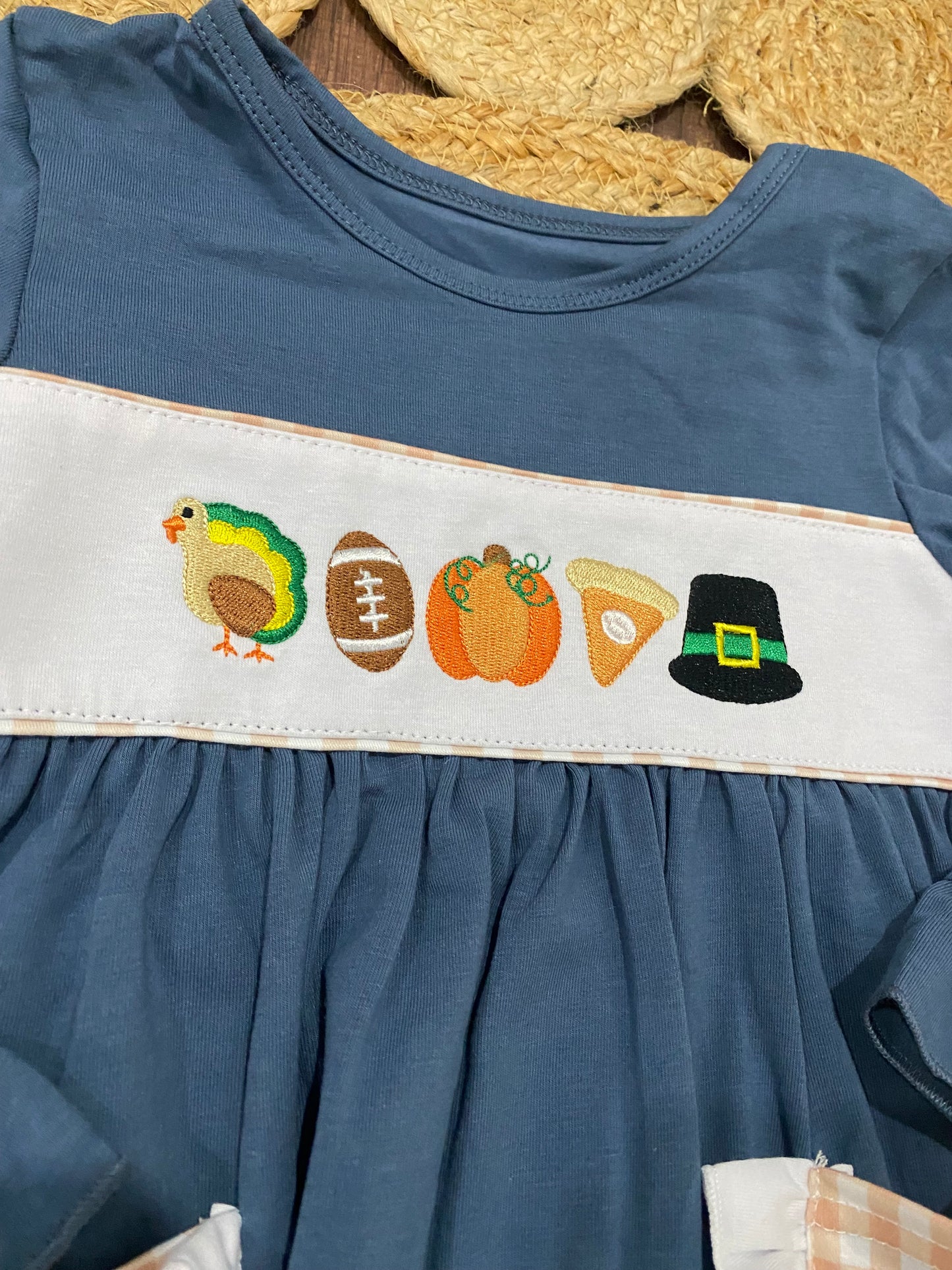 Girl’s embroidered Thanksgiving set