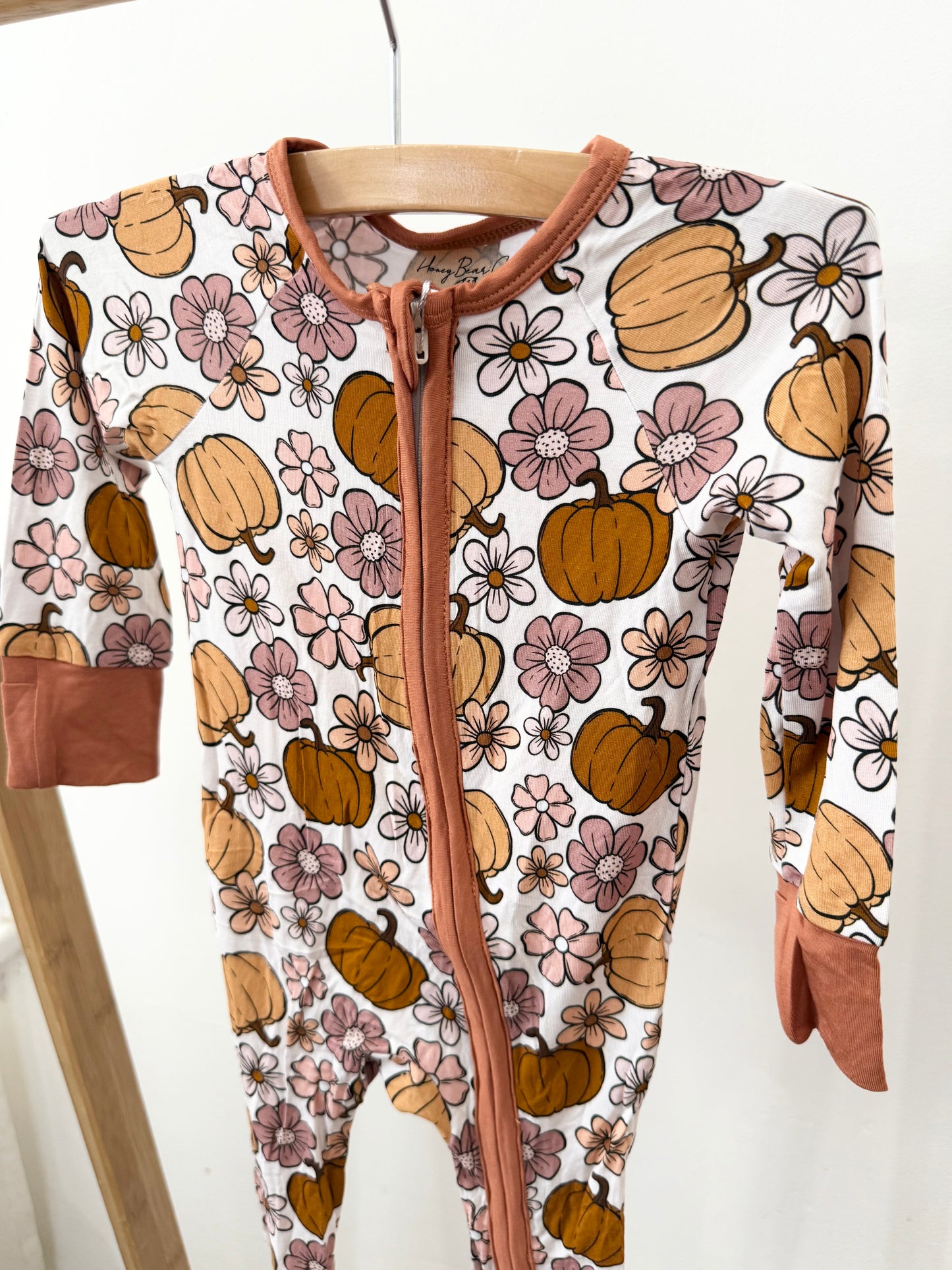Floral Pumpkins Zippy
