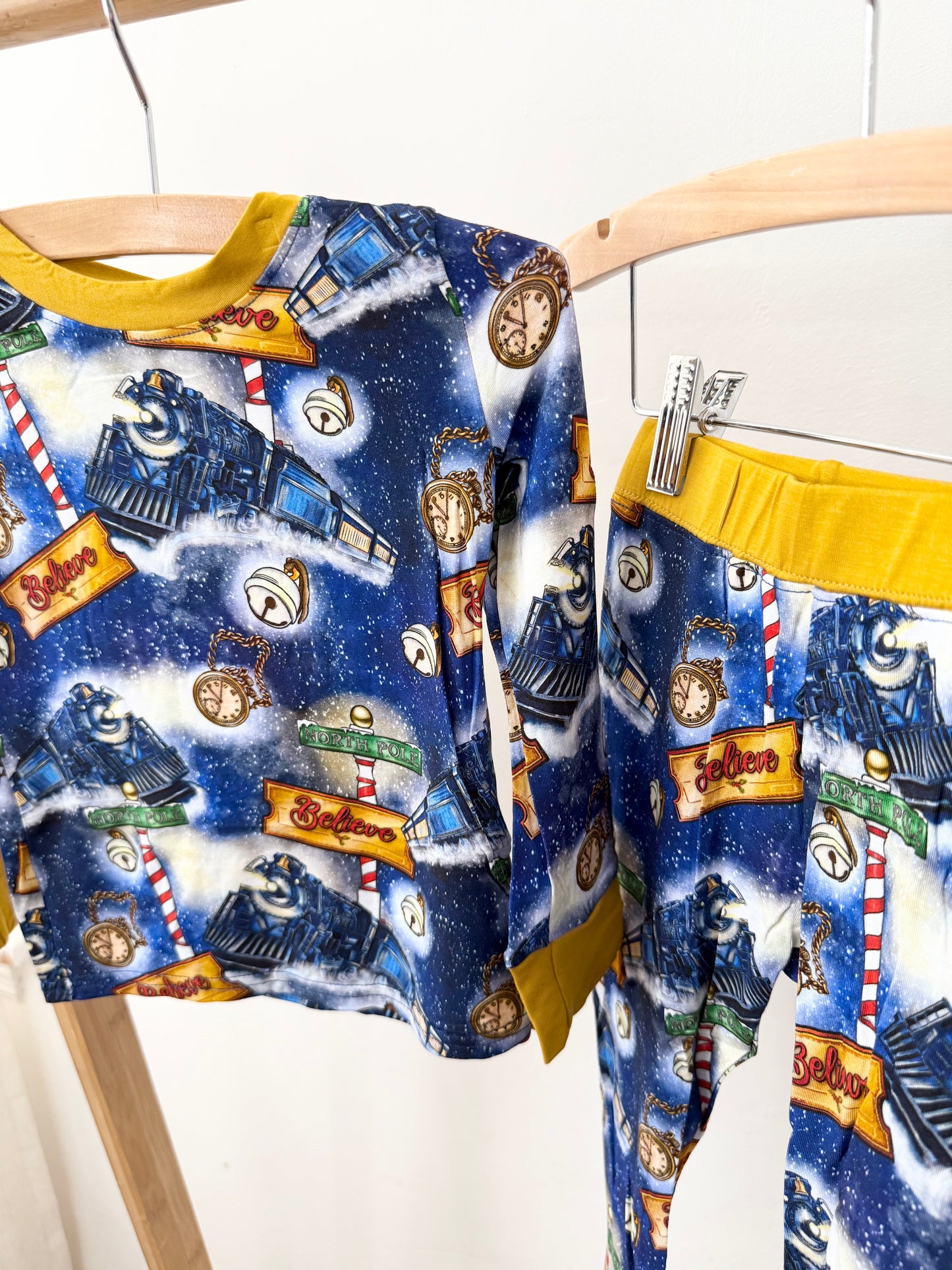 Polar Express Two-Piece Set